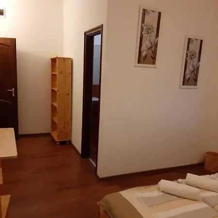 Guest house Almavirag Vendeghaz *