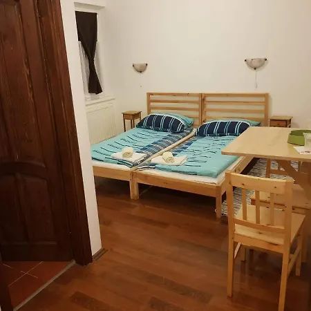 Almavirag Vendeghaz Guest house *